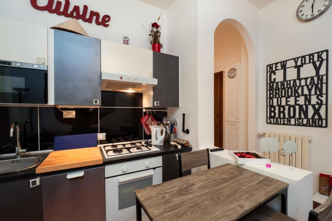 Navigli Apartment- Hosted By Sweetstay Milánó Kültér fotó