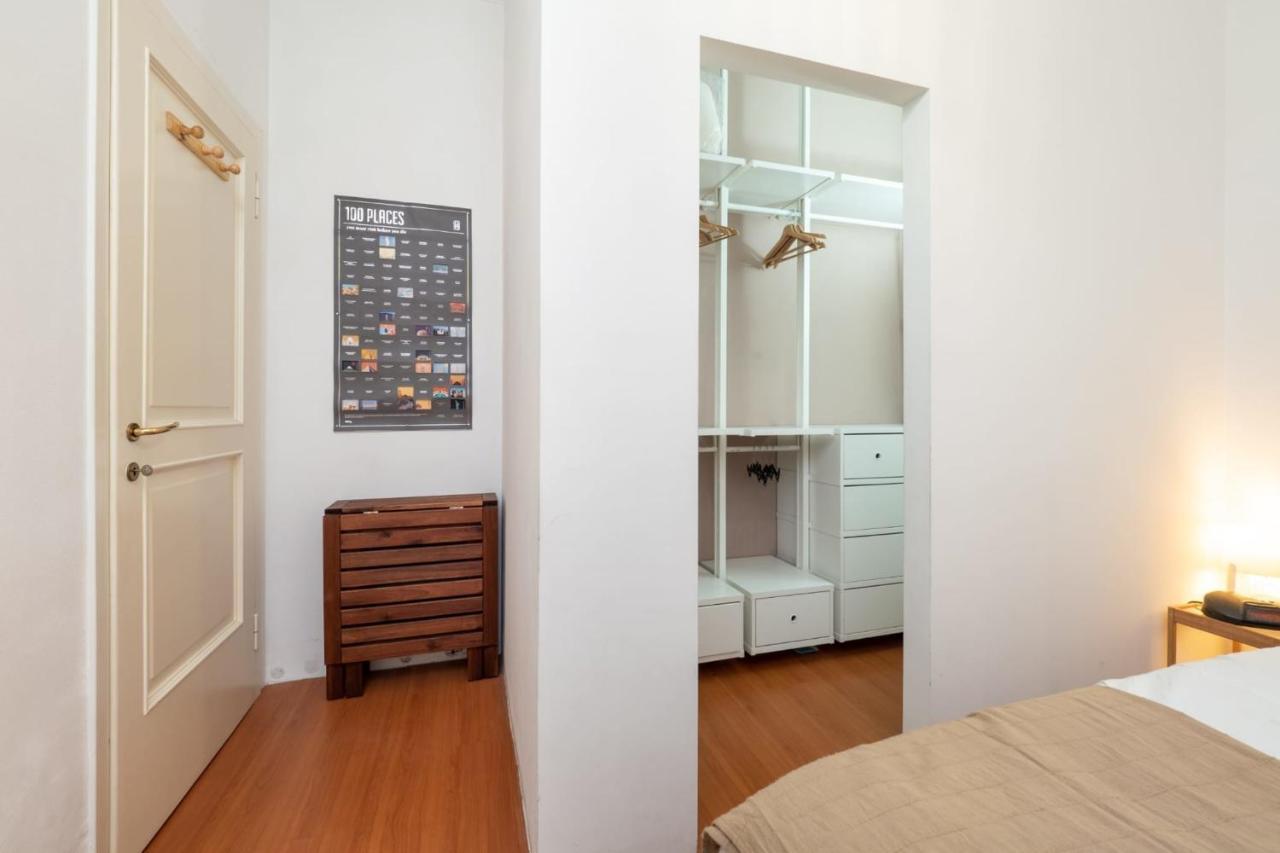 Navigli Apartment- Hosted By Sweetstay Milánó Kültér fotó