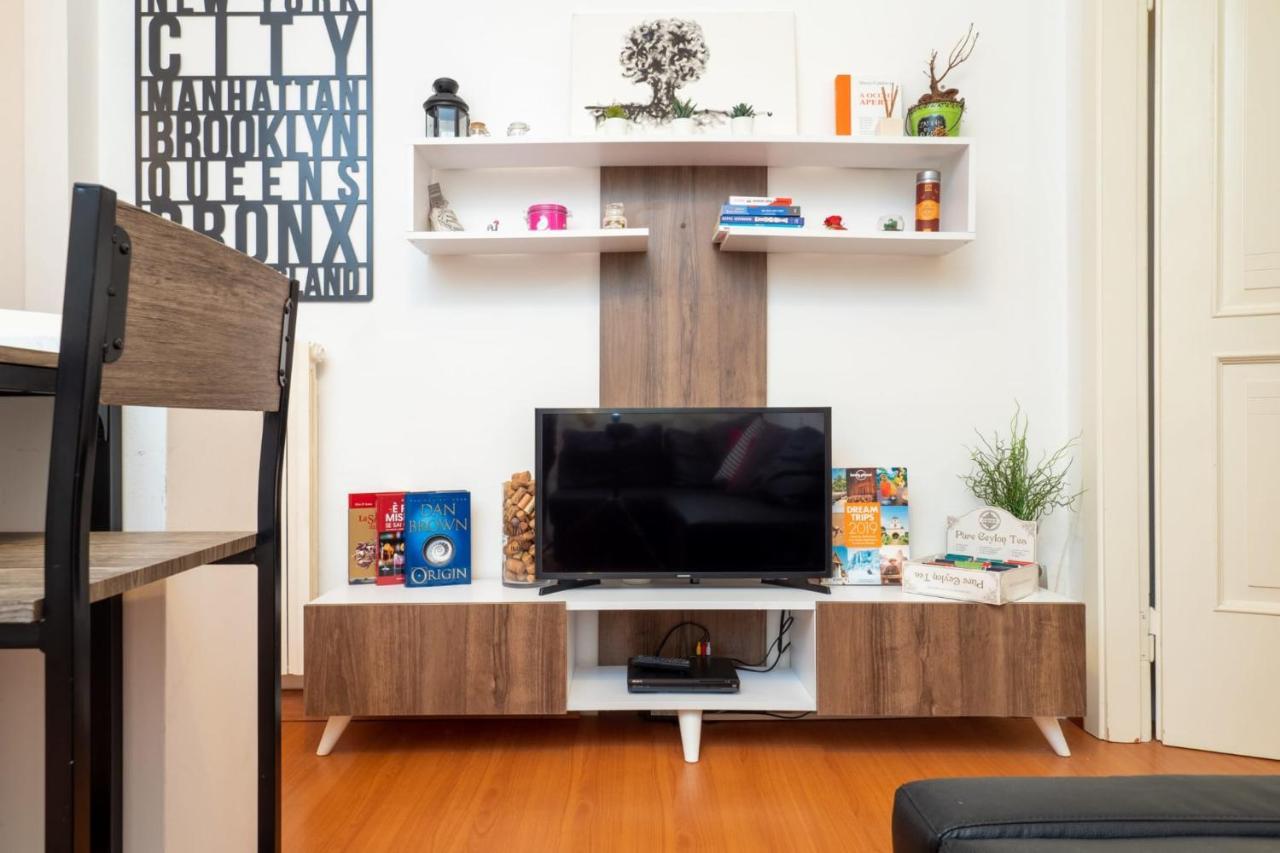 Navigli Apartment- Hosted By Sweetstay Milánó Kültér fotó