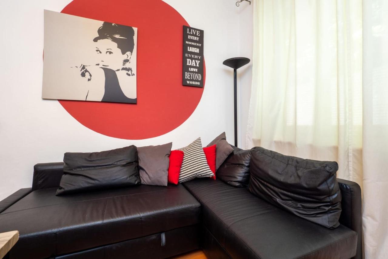 Navigli Apartment- Hosted By Sweetstay Milánó Kültér fotó